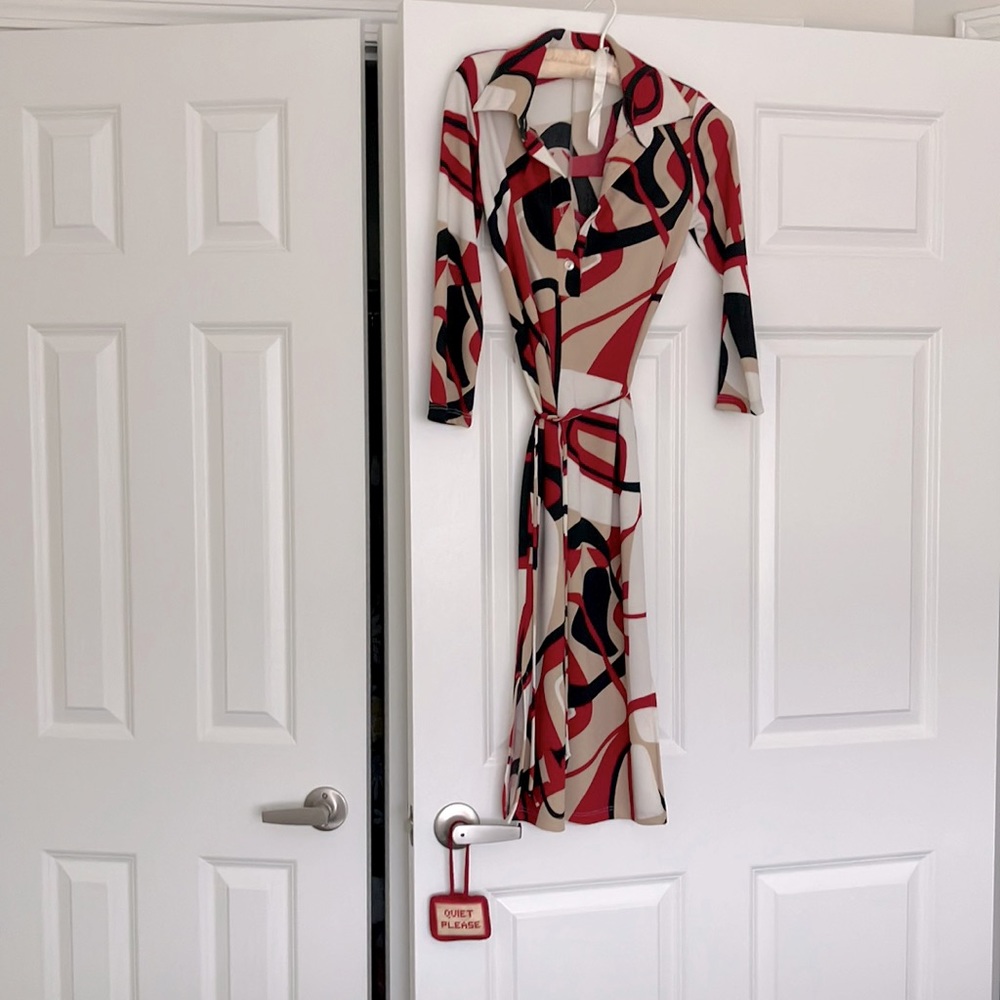 Vintage Juno Abstract Print Shirt Dress Red Black Tan Tie Waist Midi S/M